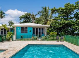 Beautiful Ocean Front Villa, cottage sa Aguada