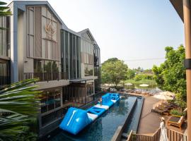W1Bangkoknoi Hotel, hotel in Nonthaburi
