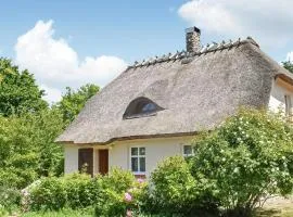 Gorgeous Home In Ustronie Morskie