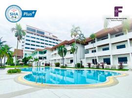 Fortune River View Hotel Nakhon Phanom, hotel en Nakhon Phanom