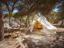Luksusa telts Kampaoh Doñana pilsētā Masagona