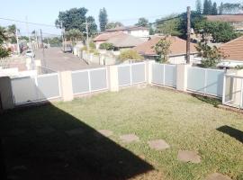 Rato Thato Guest House, hotel berdekatan Kenneth Stainbank Nature Reserve, Durban