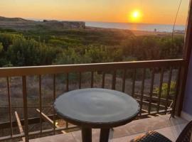 Sunset Views Paphos，帕福斯的Villa