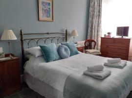 Wyburn House, bed & breakfast kohteessa Great Torrington