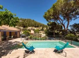 Maison de 3 chambres avec vue sur la ville piscine privee et jardin clos a Auriol