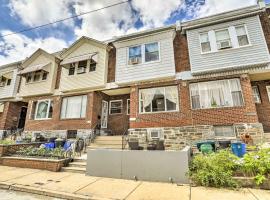 South Philly Townhome 3 Mi to Center City、フィラデルフィアのバケーションレンタル
