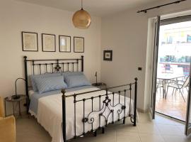 Casa Giacobelli, pet-friendly hotel in Mola di Bari