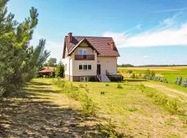 Beautiful Apartment In Konarzyny