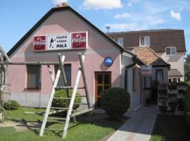 Penzion Mala, hostal o pensión en Jarovce