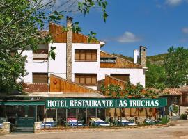 Hotel Las Truchas, hótel með bílastæði í Nuévalos