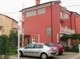 Apartments with a parking space Umag - 7058