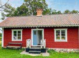 Beautiful Home In Tjllmo With 1 Bedrooms, hotel with parking in Finspång