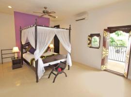 5 Bedroom Holiday Villa - Kuta Regency B8, cottage di Kuta