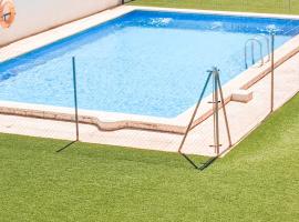 Nina's Blue Pool & Beach
