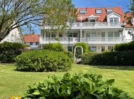 Fewo Aurora im Haus Nautilus, place to stay in Wangerooge