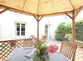 Gite avec piscine et bain nordique proche des plages du débarquement, appartement à Le Manoir