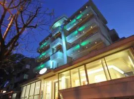 Hotel Adriatic&Beauty、リミニにあるフェデリコ・フェリーニ国際空港 - RMIの周辺ホテル