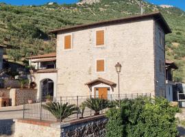 CASALE DEI PRIORI, hotel di Rocca Massima