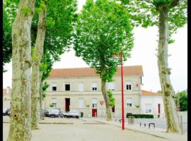 Bureau Lesparre-médoc, l'estuaire, hotell i Lesparre-Médoc