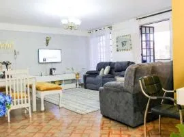 Blissful 2 bedroom fully furnished with parking.
