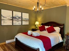 Frigon Suite -Waterfront, guest house in Port Alice