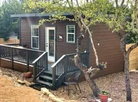 The Bobcat Cabin - The Cabins at Rim Rock