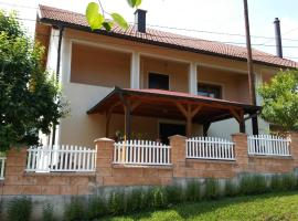 Guest House Enis, hotel in Dubrave Gornje