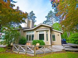 Brook Hill Cottages 42、グレンアーバーのホテル