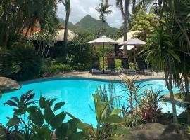 Ikurangi Eco Retreat, luxury tent in Rarotonga