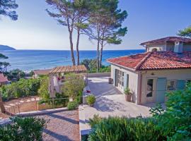 The Red Mullet House, villa en Procchio