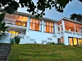 B'Lenghi Beach House