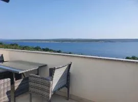 Modern Seeview Apartment Maslenica with Free WIFI, Free PARKING, 300m to Beach