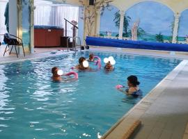 ZibiSPA pokój nr 3, hotel en Malbork