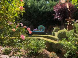 L'ATELIER ET APRES, nhà khách ở Anet