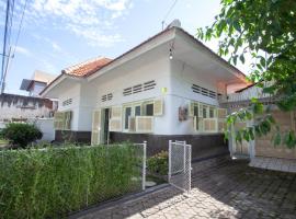 Kallista Homestay, hotel a Banyuwangi