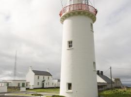 Loop Head Lightkeeper's House, hotel in Kilbaha