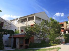 Apartments by the sea Milna, Vis - 8896, Hotel in Vis