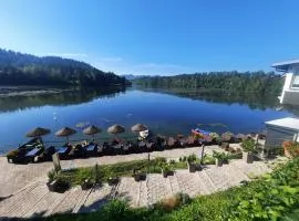 Gostisce Jezero