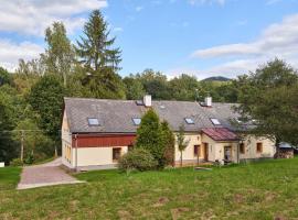 Holiday Home in Lampertice with Swimming Pool, hotel in Lampertice