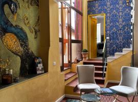 CASA LINDNER Villa Rustico Ferienhaus 400m zum Gardasee 13Schlafplätze, hotel en Toscolano-Maderno