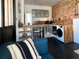 Superbe appartement - Cholet Centre, hotel i Cholet