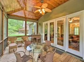 Townville Lakefront Cottage with Private Dock!