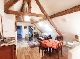 Chambres d'hôtes Gourdon, bed & breakfast σε Gourdon-en-quercy