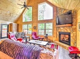 Murphy Mtn Retreat Wraparound Deck and Hot Tub, khách sạn ở Murphy