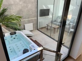 Casa rural - bungalows Spa & Relax, hotel amb piscina a La Felipa