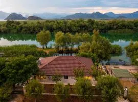 Luxury House Lotos