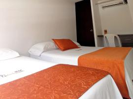 Hotel San Lorenzo โรงแรมใกล้สนามบินนานาชาติปาโลเนโกร - BGAในบูการามังกา