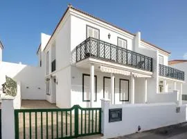 Beautiful Home In Abades With Wifi
