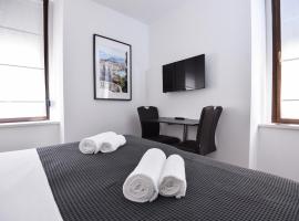 Old Town Rooms 1, hotel em Pula