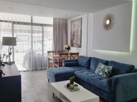 Luxury apartment in Puerto Rico -Gran Canaria, hotell i Mogán